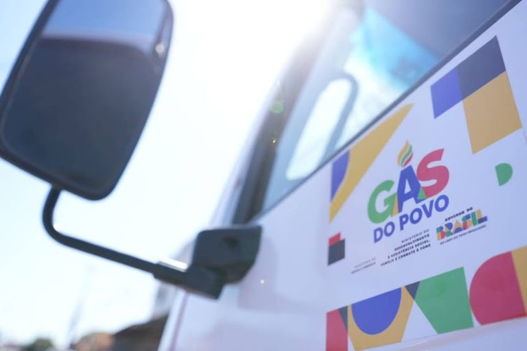  Pernambuco ultrapassa 1,1 milhão de famílias beneficiadas pelo Gás do Povo em abril Programa do Governo Federal injeta mais de R$ 100 milhões no estado e atende majoritariamente lares chefiados por mulheres