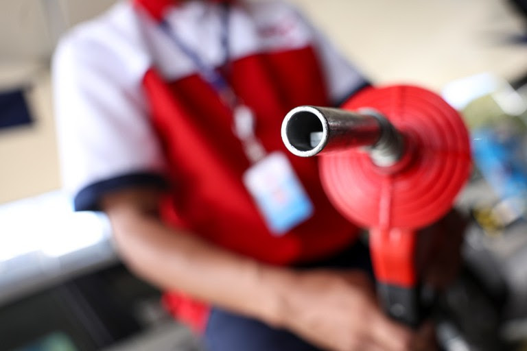  Governo Federal lança pacote de medidas para conter alta dos combustíveis causada por guerra no Oriente Médio Ações incluem subsídios ao diesel e GLP, isenção de impostos e crédito ao setor aéreo para reduzir impacto ao consumidor
