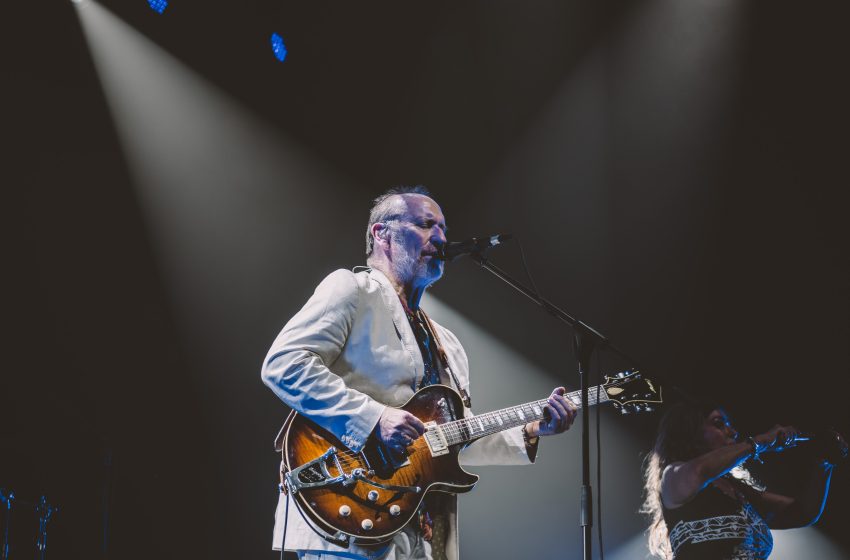  Men At Work faz show único no Norte-Nordeste nesta sexta-feira no Recife Apresentação acontece no Centro de Convenções de Pernambuco e reúne clássicos dos anos 80 em turnê histórica pelo Brasil