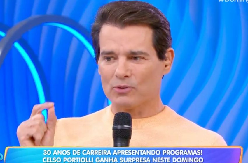  Celso Portiolli se emociona ao compartilhar mensagem final de Silvio Santos em comemoração aos 30 anos do SBT