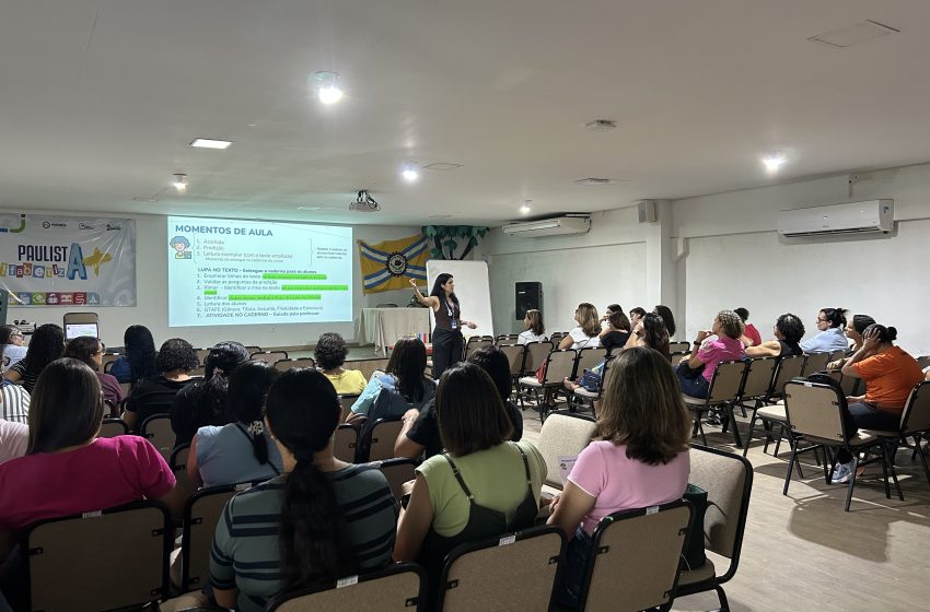  Rede municipal do Paulista recebe formação voltada ao fortalecimento da alfabetização Capacitação promovida pela SEEPA reuniu professores do 2º ano para troca de experiências e aprofundamento de práticas pedagógicas