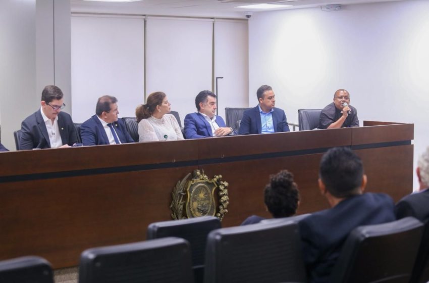  Luciano Duque cobra avanço do Canal do Sertão em audiência na Alepe Parlamentar destaca obra como estratégica para segurança hídrica e desenvolvimento do interior pernambucano