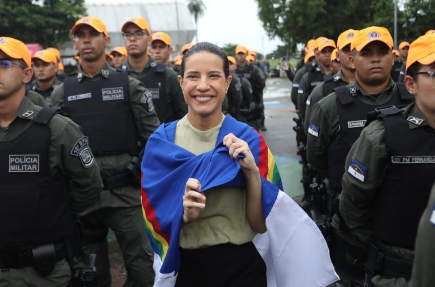  Raquel Lyra inaugura Centro de Referência da Mulher no Cabo e reforça segurança com novos policiais militares Governadora entregou equipamento de acolhimento para mulheres vítimas de violência, lançou 210 novos soldados da PMPE nas ruas e acompanhou mutirão gratuito de castração animal no município