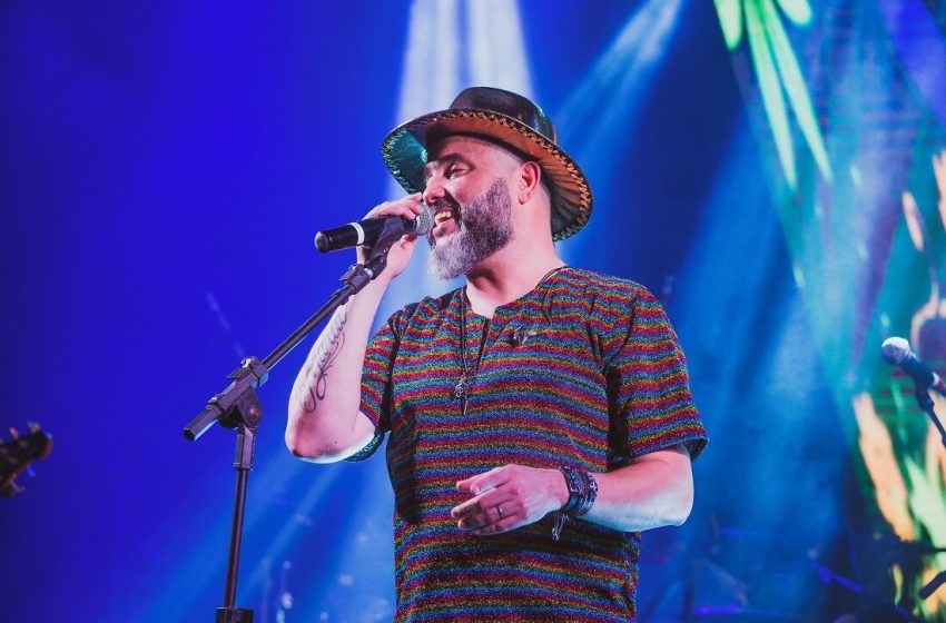  Geraldinho Lins, Petrúcio Amorim, Jorge de Altinho e Mel com Terra comandam a 43ª edição do Forró do Seu Zezu em Aldeia Tradicional prévia junina pernambucana acontece no dia 6 de junho, na Fazeventus, com open bar, grandes nomes do forró nordestino e expectativa de reunir milhares de pessoas