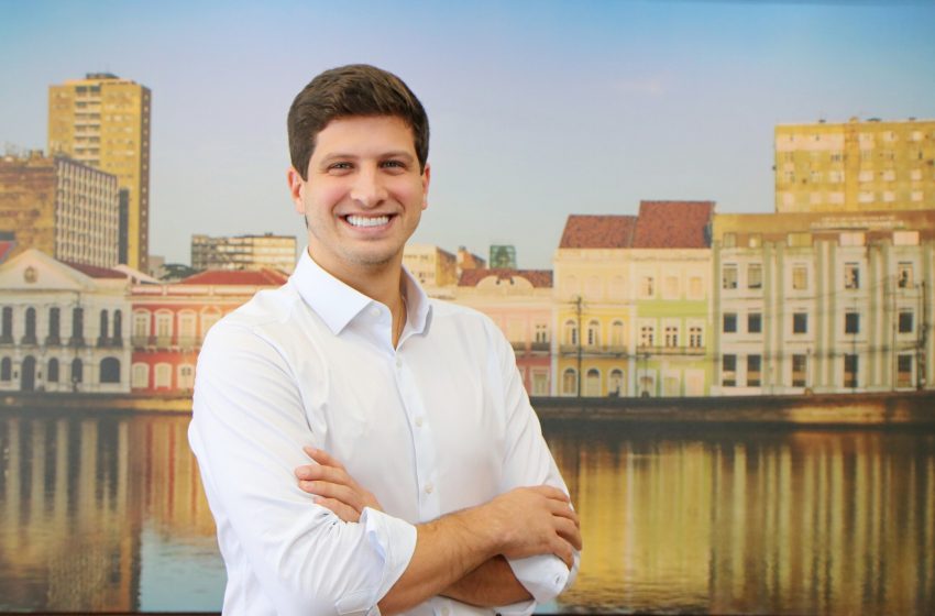  João Campos assume legado de Paulo Câmara e reacende debate sobre ciclo socialista em Pernambuco