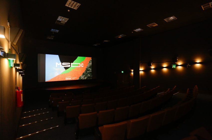  Pernambuco em destaque: dois filmes são selecionados para a 9ª Mostra Sesc de Cinema "Entre Forças" integra o Panorama Brasil e "O Carnaval é de Pelé" representa o Panorama Pernambuco; mostra distribuirá até R$ 222 mil em licenciamentos e levará produções audiovisuais para exibições gratuitas em todo o país
