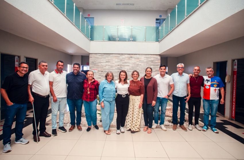  Maioria dos vereadores de Garanhuns declara apoio a Marília Arraes e reforça palanque de Lula em Pernambuco