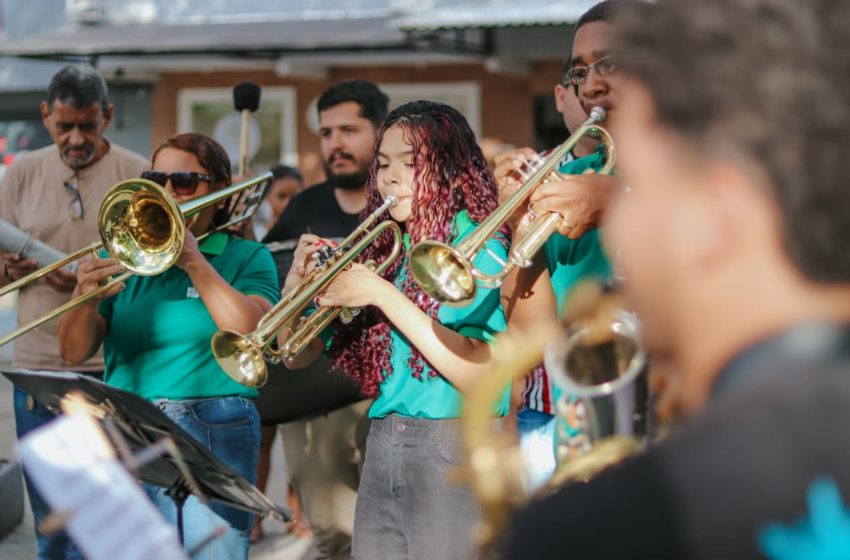  Escola Municipal de Música do Cabo abre mais de 700 vagas para cursos gratuitos no semestre 2026.2 Inscrições seguem até 30 de julho para aulas de musicalização infantil, curso básico de música e canto, com vagas distribuídas entre o Centro e o polo de Ponte dos Carvalhos