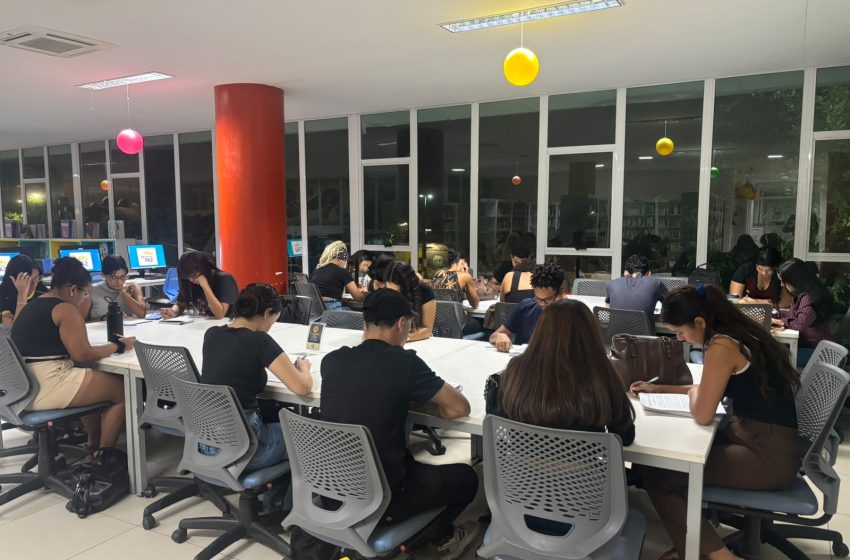  Compaz do Recife recebem cursinhos gratuitos para estudantes de baixa renda na reta final do Enem Seis unidades atendem cerca de 300 estudantes com aulas presenciais, equipe de apoio e bolsa mensal de R$ 200; provas do Enem 2026 acontecem em novembro