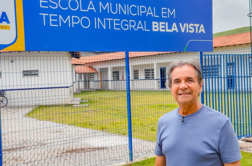  Carlos Santana entrega escola em tempo integral em Bela Vista, em Ipojuca Nova unidade atende inicialmente 150 estudantes e amplia para 12 o número de escolas municipais em tempo integral no município
